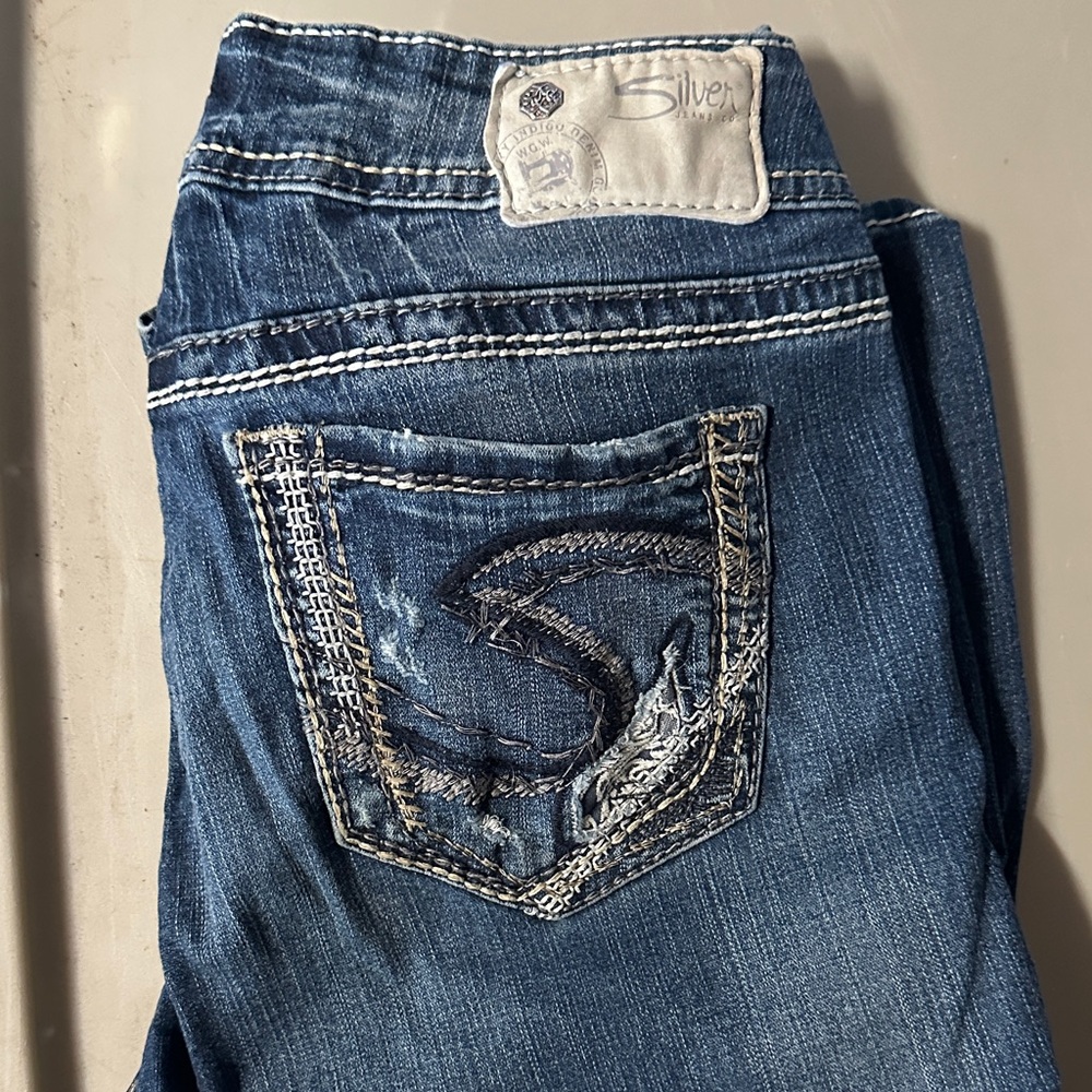 Silver Jeans Suki mid slim boot Women's Denim with Embroidered Pocket